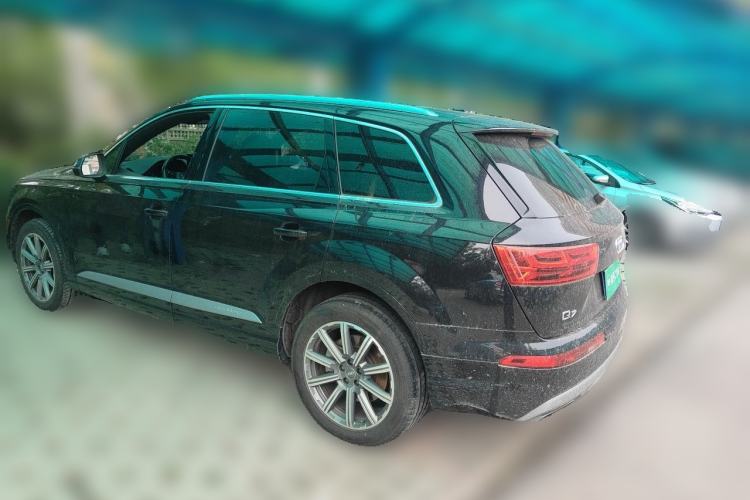 Used Audi Q7  Rear Left 45 Deg