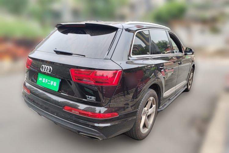 Used Audi Q7  Rear Right 45 Deg