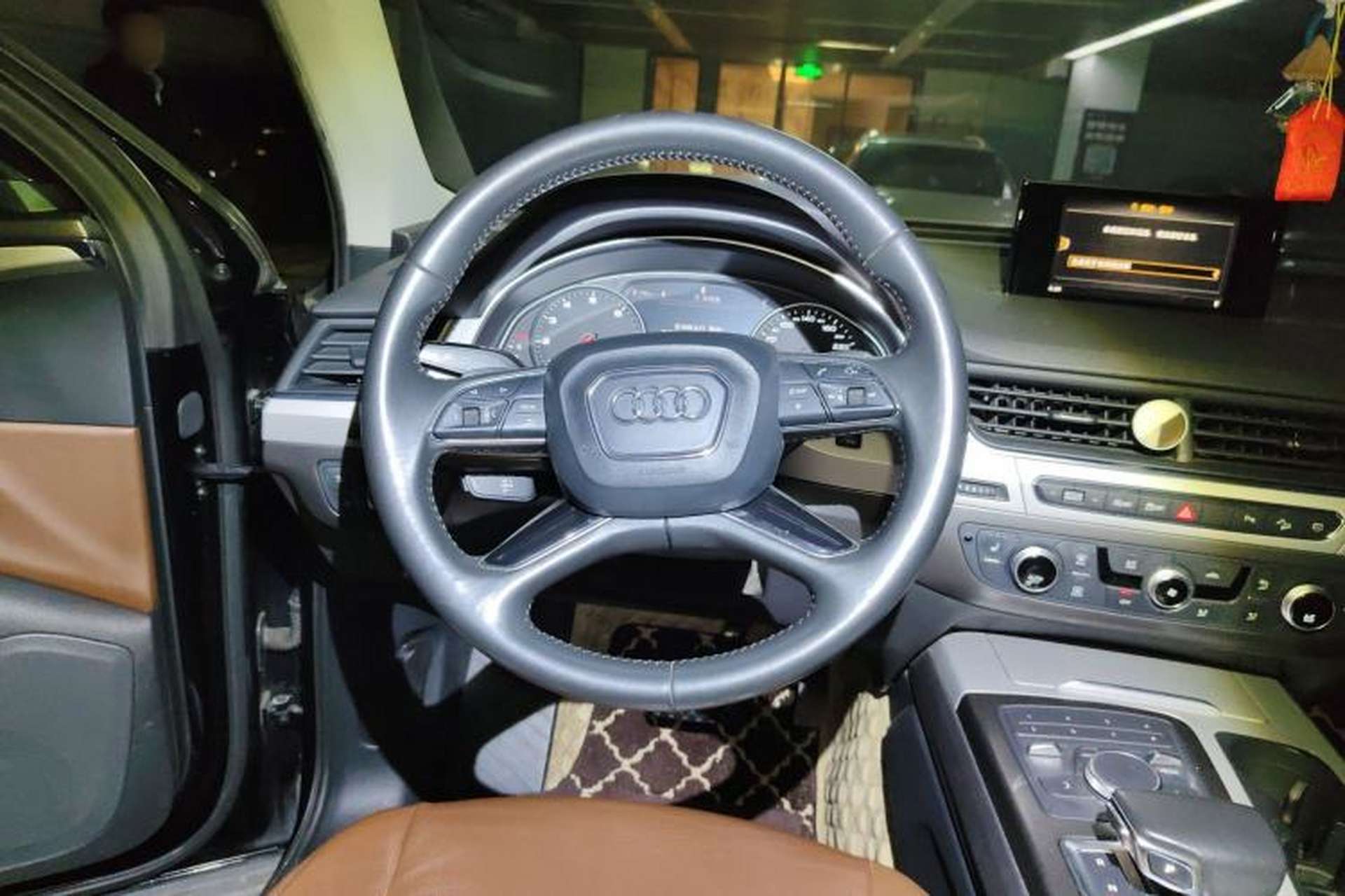 Used Audi Q7  Steering Wheel