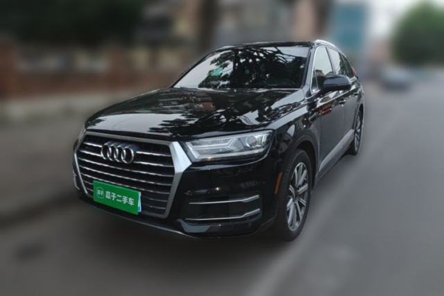 Used Audi Q7 Audi Q7, seven-seater, automatic transmission, 3.0T, with sunroof, parallel import.