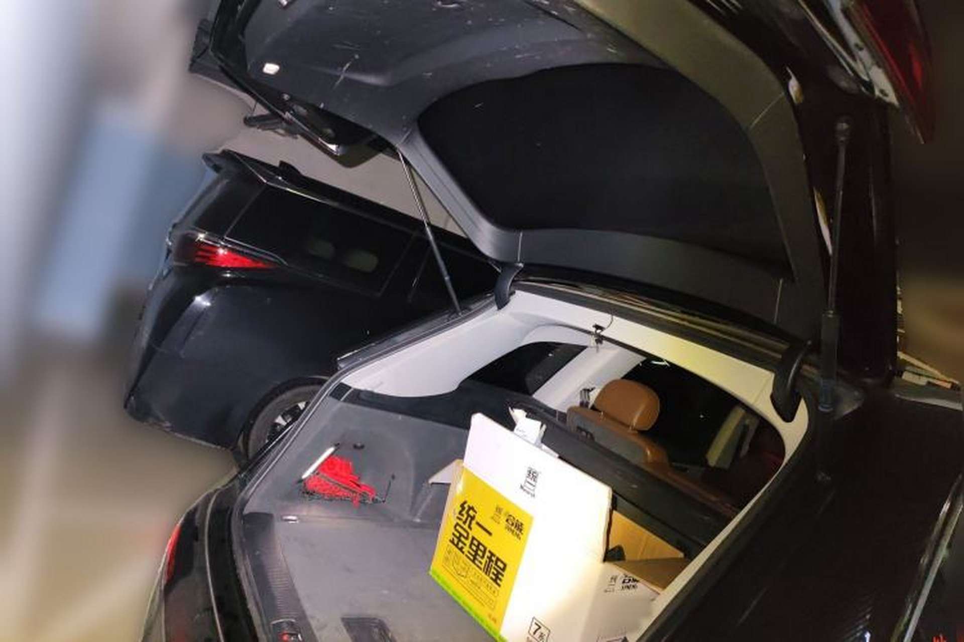 Used Audi Q7  Trunk