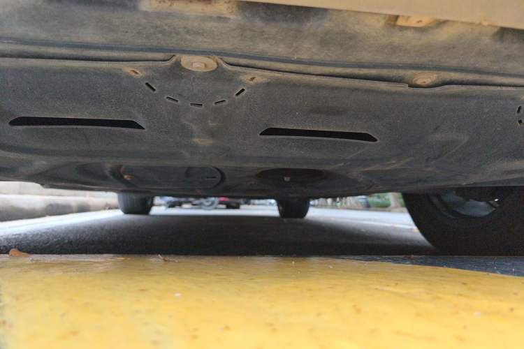 Used Audi Q7  Chassis Front