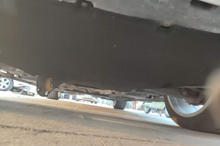 Used Audi Q7  Chassis Front