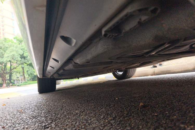 Used Audi Q7  Chassis Rear Left