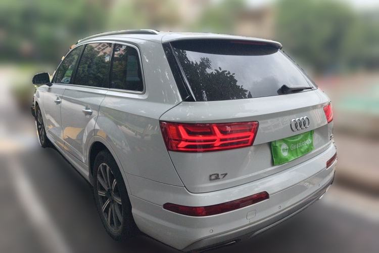 Used Audi Q7  Rear Left 45 Deg