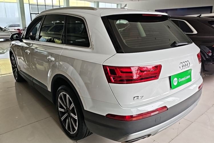 Used Audi Q7 2017 2.0 TFSI 5-seater U.S. specification Rear Left 45 Deg