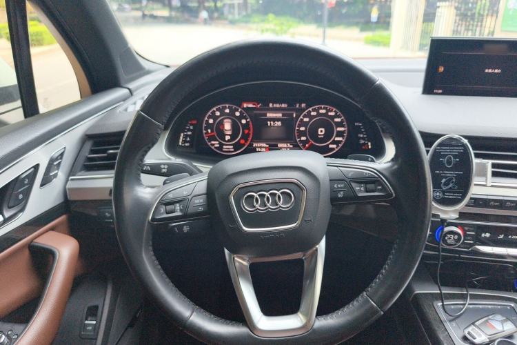 Used Audi Q7  Steering Wheel
