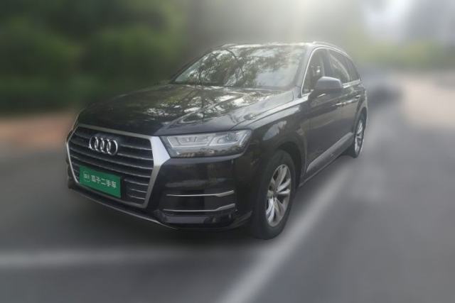 Audi Q7 2018 45 TFSI Technology Edition مستعملة