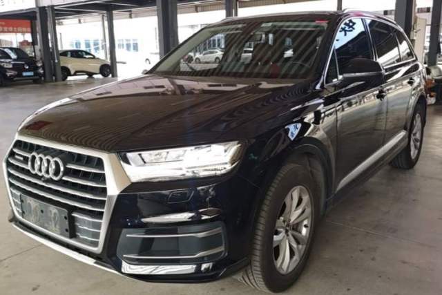 Used Audi Q7 2018 40 TFSI Comfort Model
