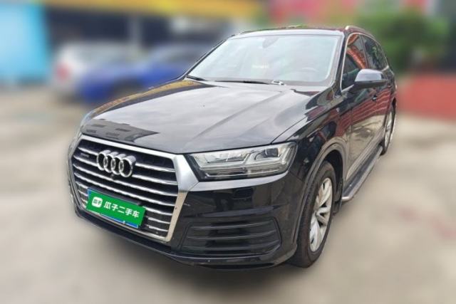 Used Audi Q7 2018 40 TFSI Comfort Model