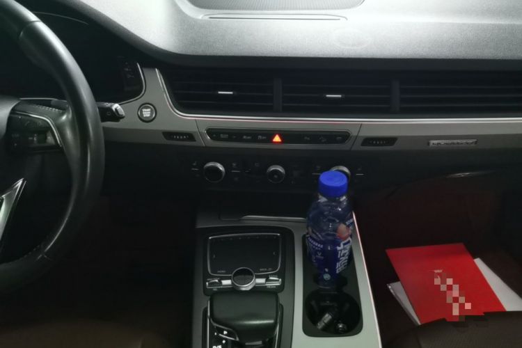 Used Audi Q7 2018 45 TFSI Technology Edition Audio And AC Panel
