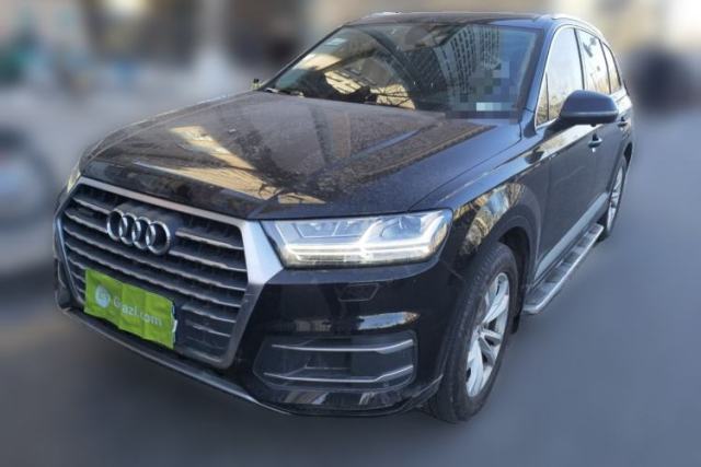 Used Audi Q7 2018 40 TFSI Comfort Model