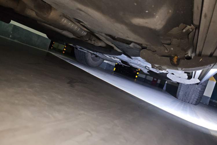 Used Audi Q7  Chassis Front Left