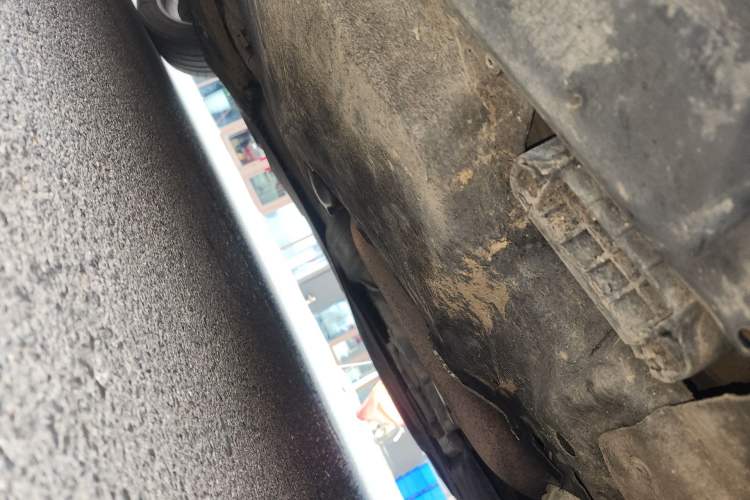 Used Audi Q7  Chassis Front Right