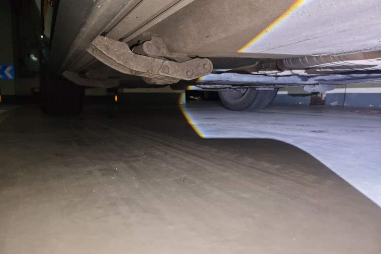 Used Audi Q7  Chassis Front Right