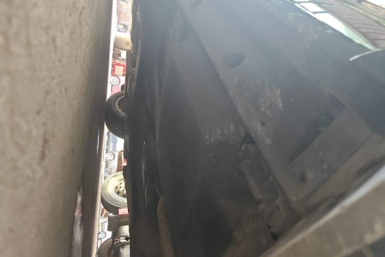 Used Audi Q7 2018 40 TFSI Comfort Model Chassis Front Right