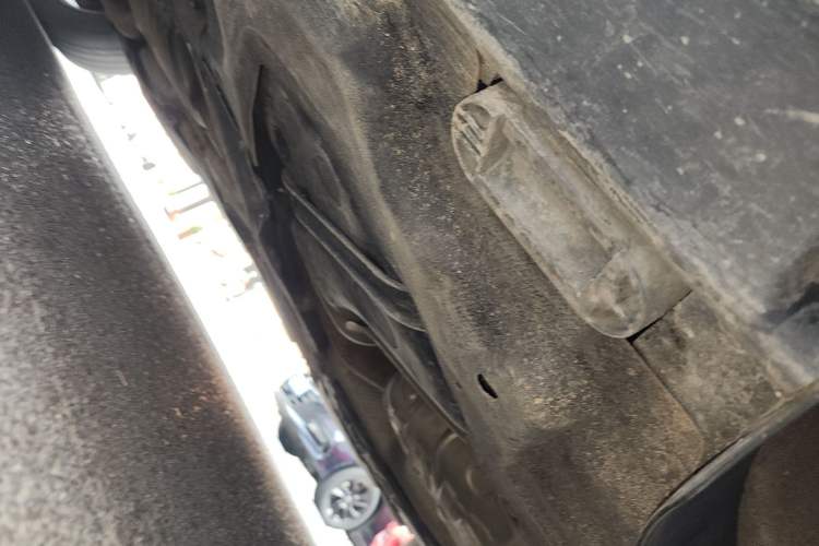 Used Audi Q7  Chassis Rear Left