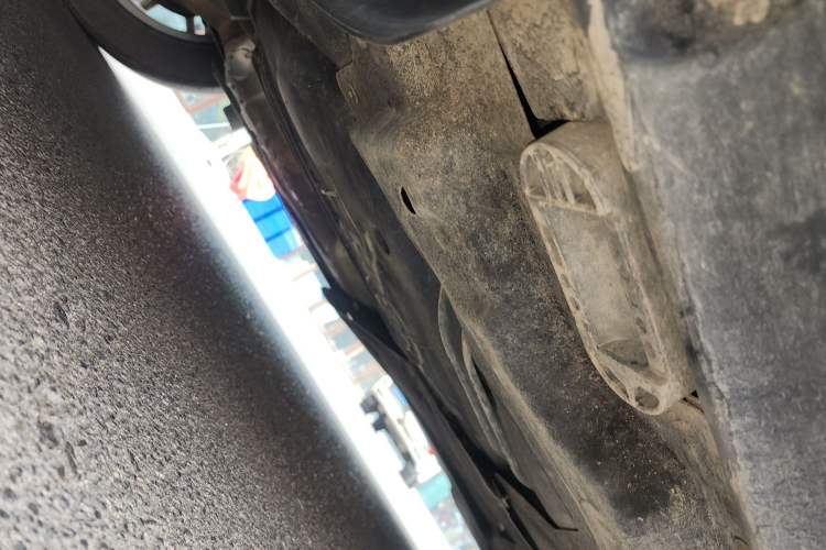 Used Audi Q7  Chassis Rear Right