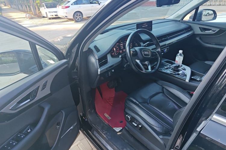 Used Audi Q7 2018 45 TFSI Prestige Edition Driver Seat