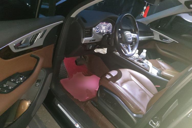 Used Audi Q7 2018 45 TFSI S line Sport Edition Driver Seat