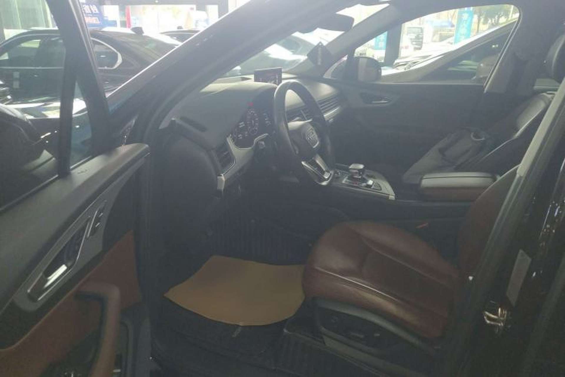 Used Audi Q7 2018 40 TFSI Comfort Model Driver Seat