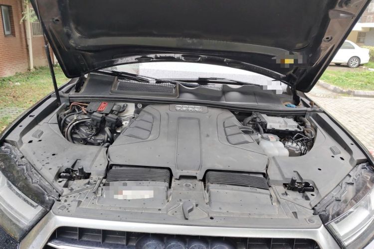 Used Audi Q7 2018 45 TFSI S line Sport Edition Engine Bay
