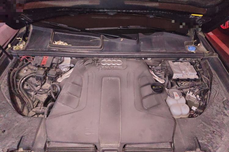 Used Audi Q7 2018 45 TFSI Technology Edition Engine Bay