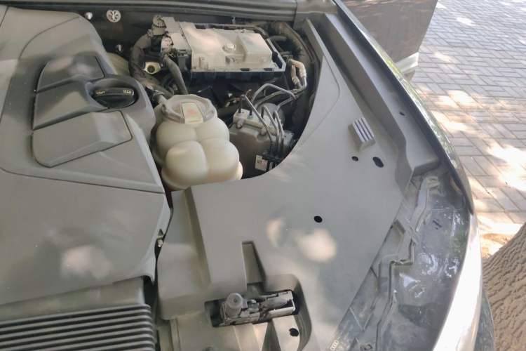 Used Audi Q7 2018 45 TFSI Technology Edition Engine Bay Left