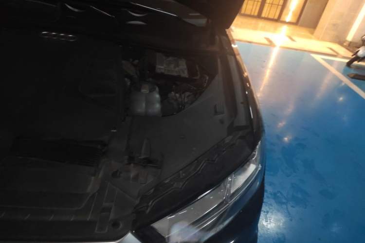 Used Audi Q7 2018 40 TFSI S line Sport Edition Engine Bay Left