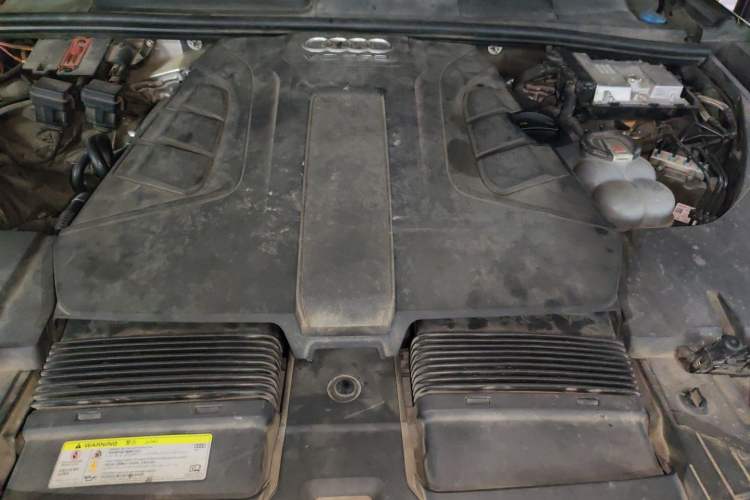 Used Audi Q7 2018 45 TFSI Prestige Edition Engine Bay