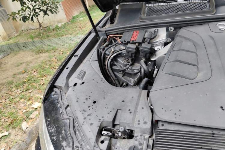 Used Audi Q7 2018 45 TFSI S line Sport Edition Engine Bay Right