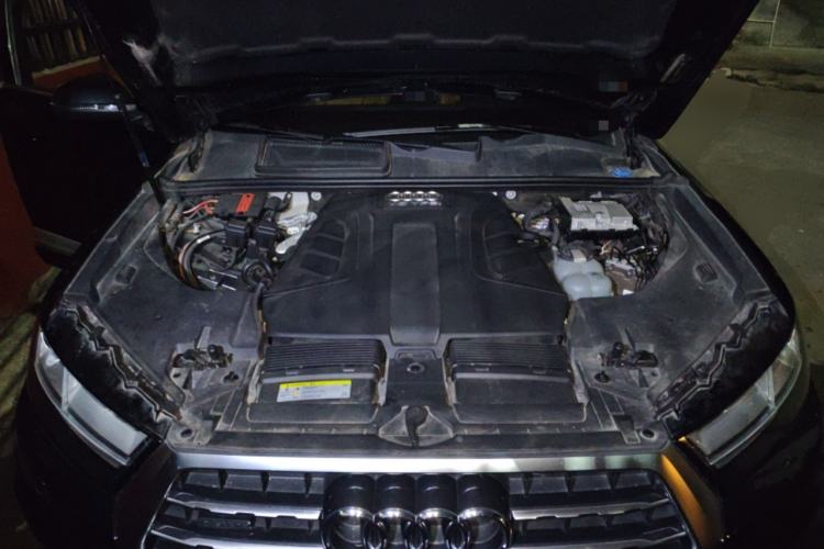 Used Audi Q7 2018 45 TFSI S line Sport Edition Engine Bay