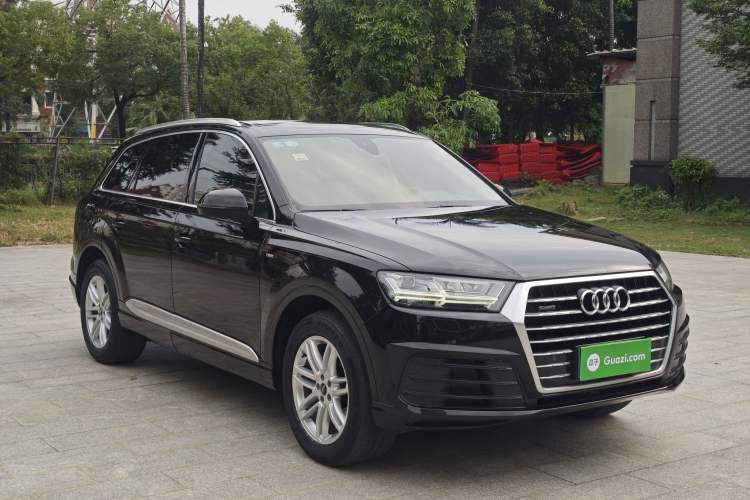 Used Audi Q7 2018 40 TFSI S line Sport Edition Exterior 2