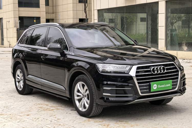 Used Audi Q7 2018 45 TFSI Technology Edition Exterior 2