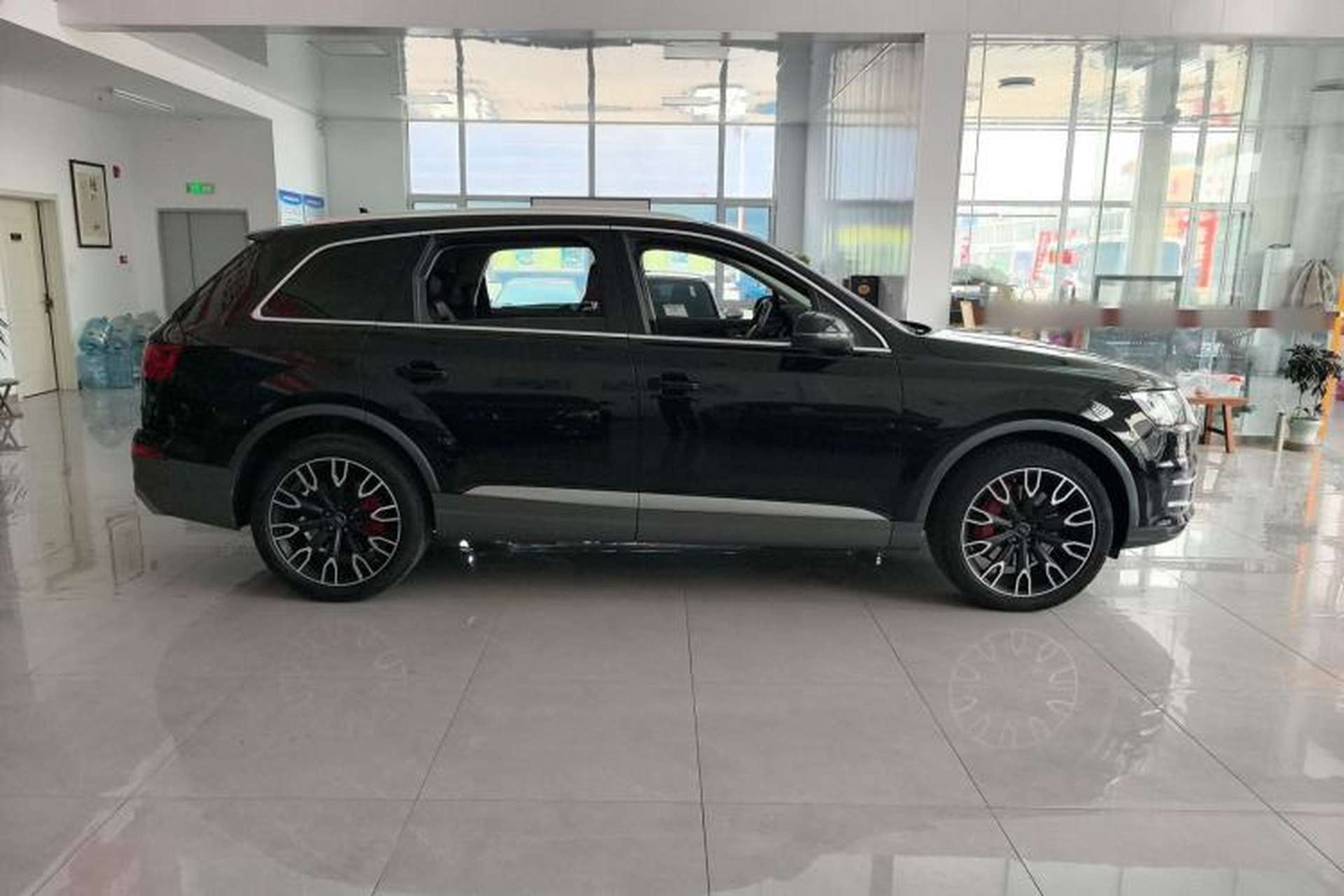 Used Audi Q7 2018 45 TFSI Technology Edition Exterior 3