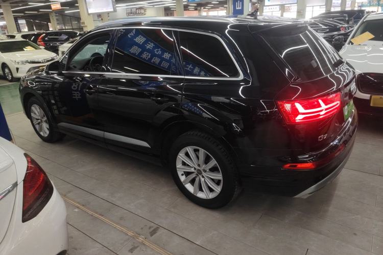Used Audi Q7 2018 45 TFSI Technology Edition Exterior 3