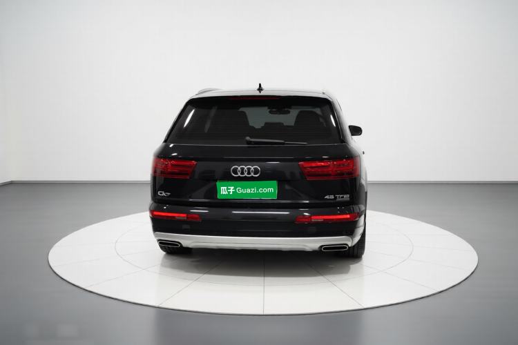 Used Audi Q7 2018 45 TFSI Technology Edition Exterior 4