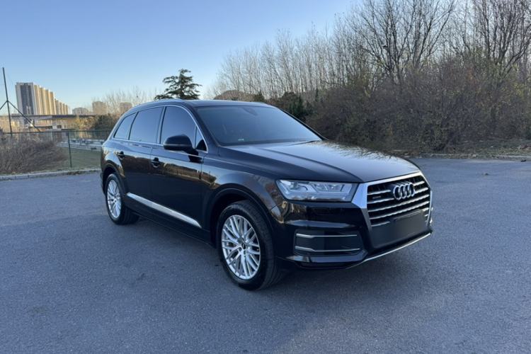 Used Audi Q7 2018 45 TFSI Technology Edition Exterior 4