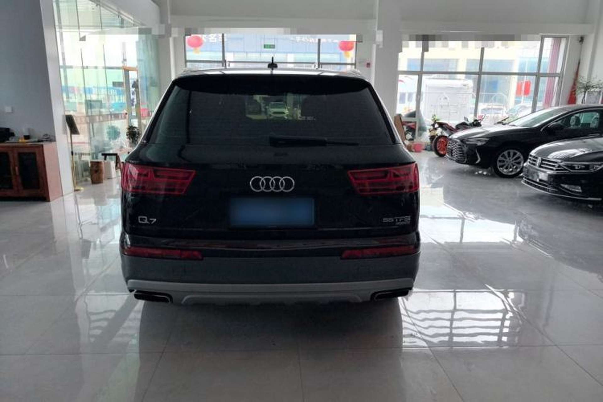 Used Audi Q7 2018 45 TFSI Technology Edition Exterior 5