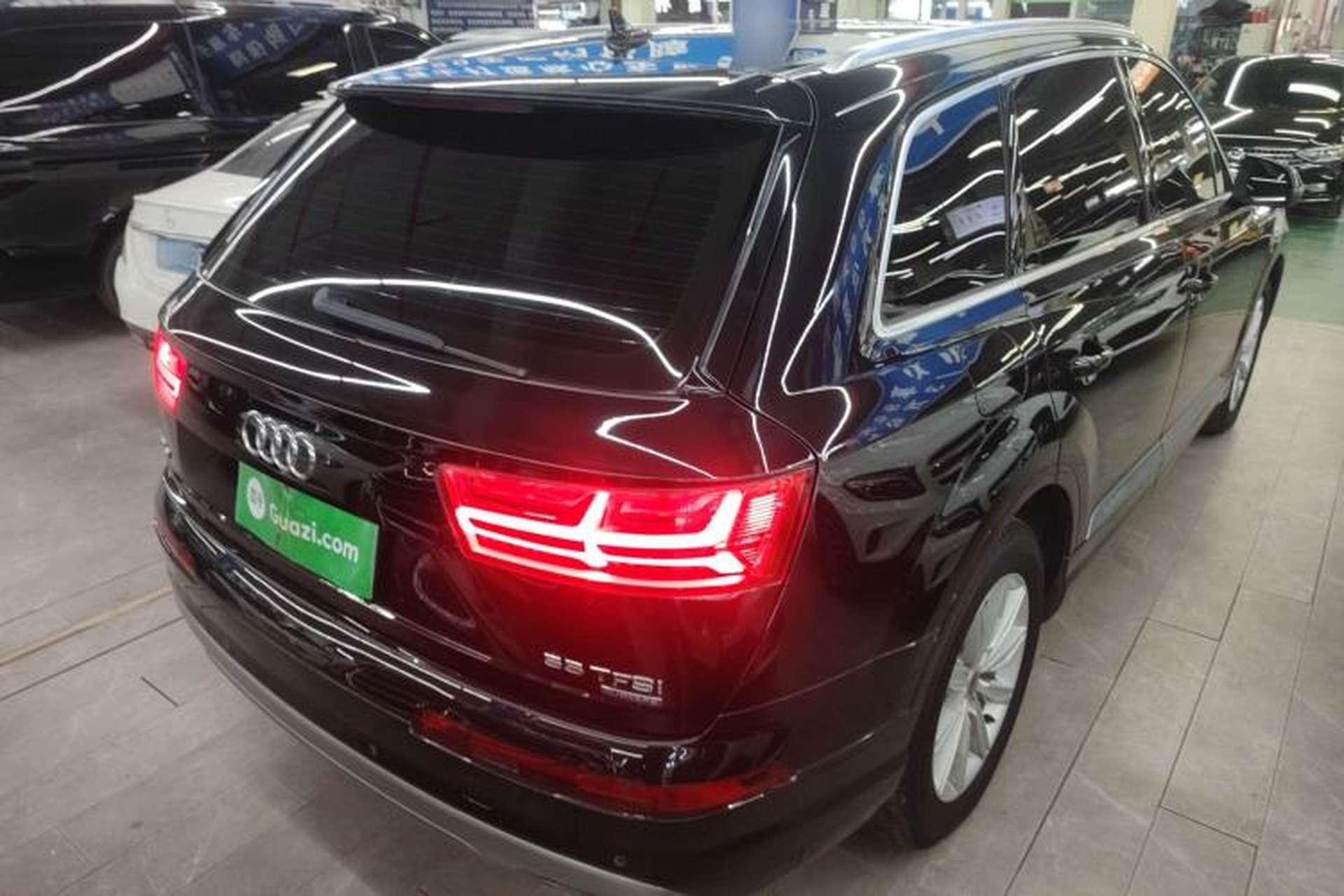 Used Audi Q7 2018 45 TFSI Technology Edition Exterior 5