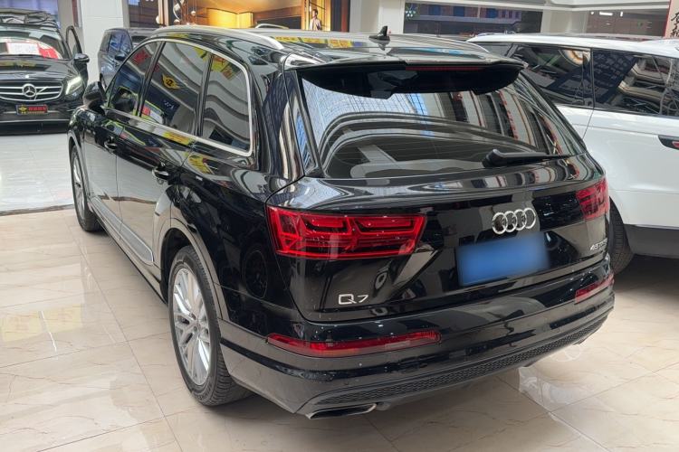 Used Audi Q7 2018 45 TFSI S line Sport Edition Exterior 5