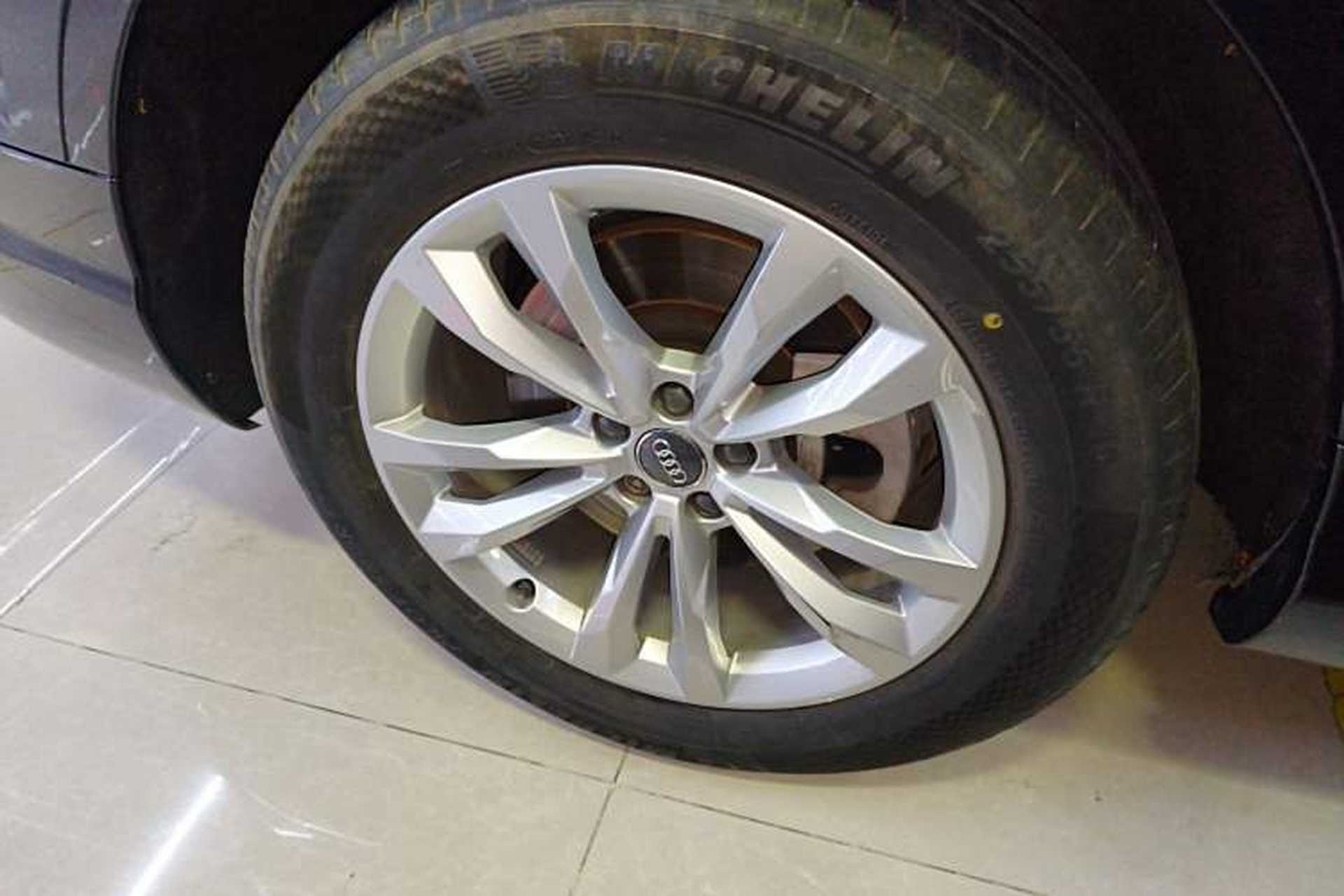Used Audi Q7 2018 45 TFSI Technology Edition Exterior 5