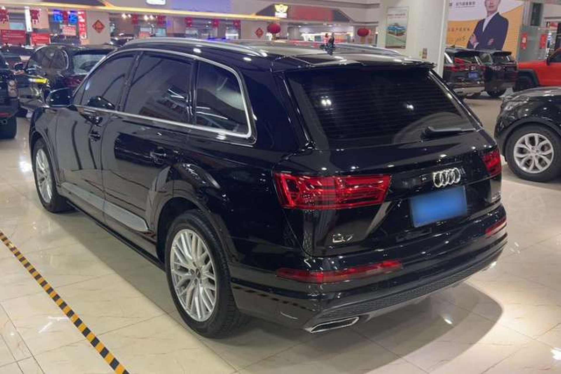 Used Audi Q7 2018 45 TFSI Technology Edition Exterior 6
