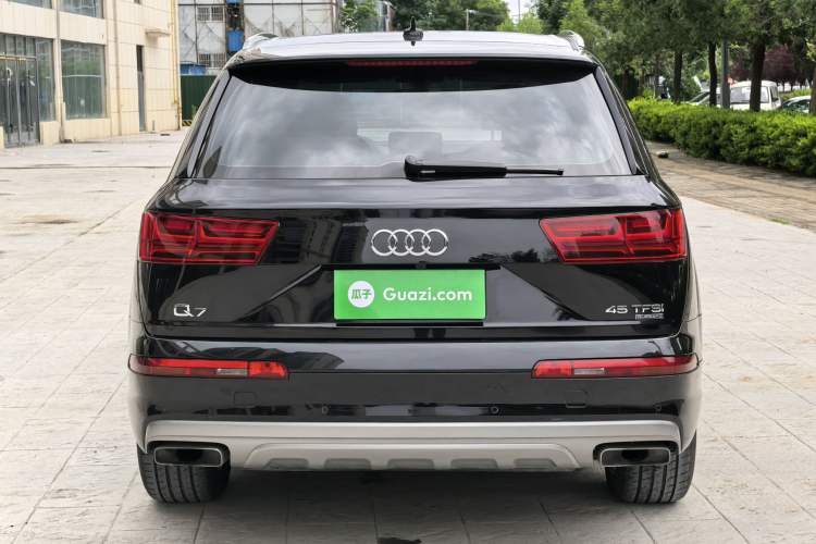 Used Audi Q7 2018 45 TFSI Technology Edition Exterior 6