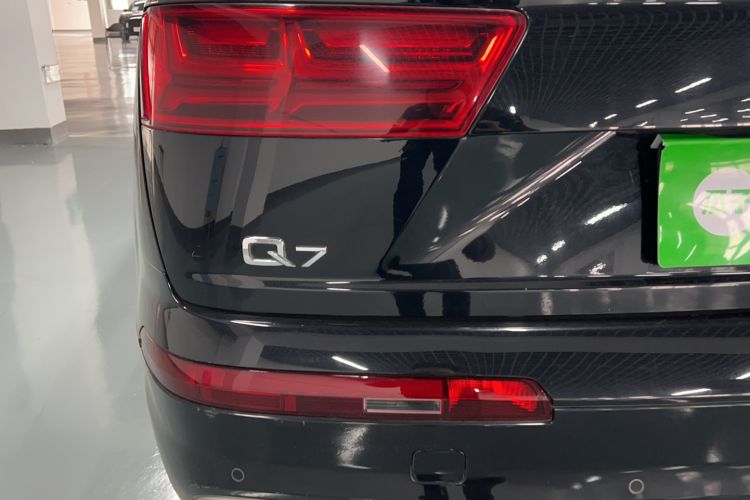 Used Audi Q7 2018 3.0T Prestige Middle East Version Exterior 7