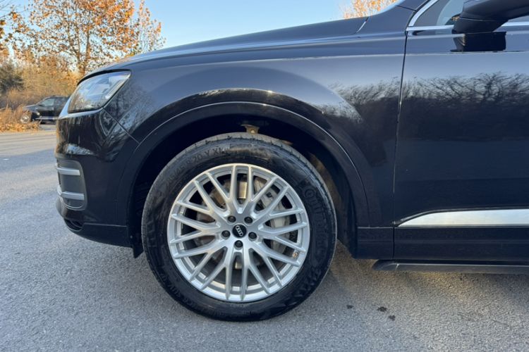 Used Audi Q7 2018 45 TFSI Technology Edition Exterior 7