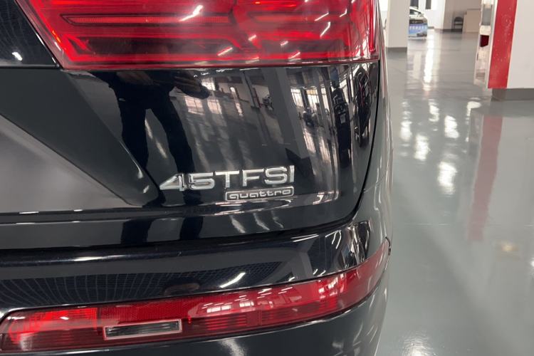 Used Audi Q7 2018 3.0T Prestige Middle East Version Exterior 8