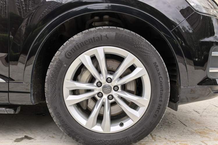 Used Audi Q7 2018 45 TFSI Technology Edition Exterior 9