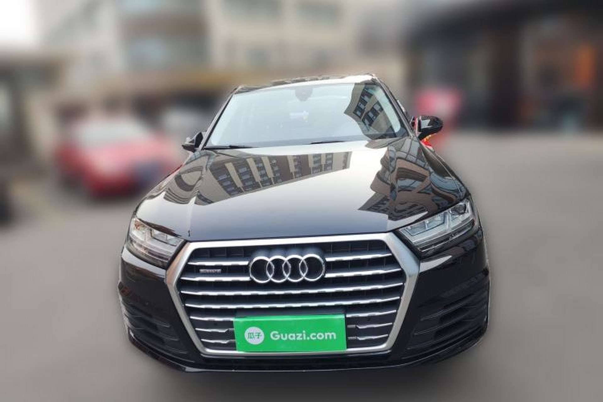 Used Audi Q7  Front