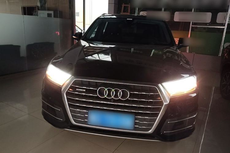 Used Audi Q7 2018 45 TFSI Technology Edition Front